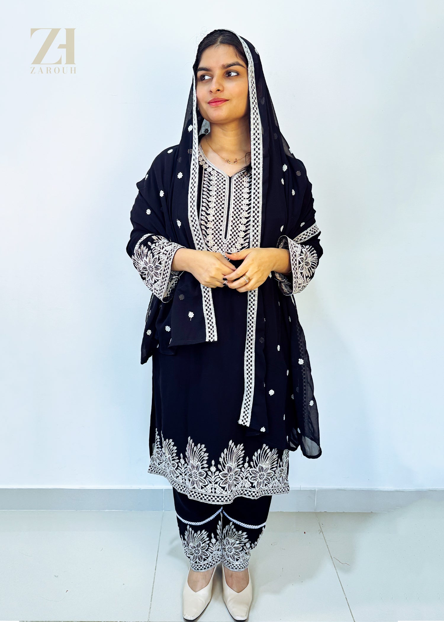 Midnight Ivory Majesty Suit